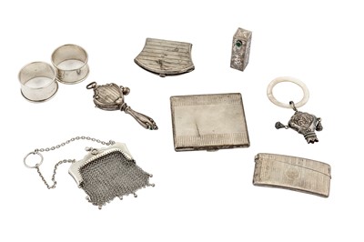 Lot 179 - A mixed group of sterling silver, including a George V card case, Birmingham 1934 by William Neale & Son Ltd