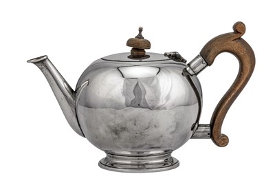 Lot 318 - A George VI sterling silver bullet teapot, London 1947 by Wakley and Wheeler