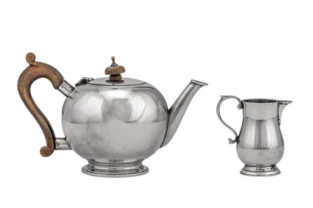 Lot 318 - A George VI sterling silver bullet teapot, London 1947 by Wakley and Wheeler