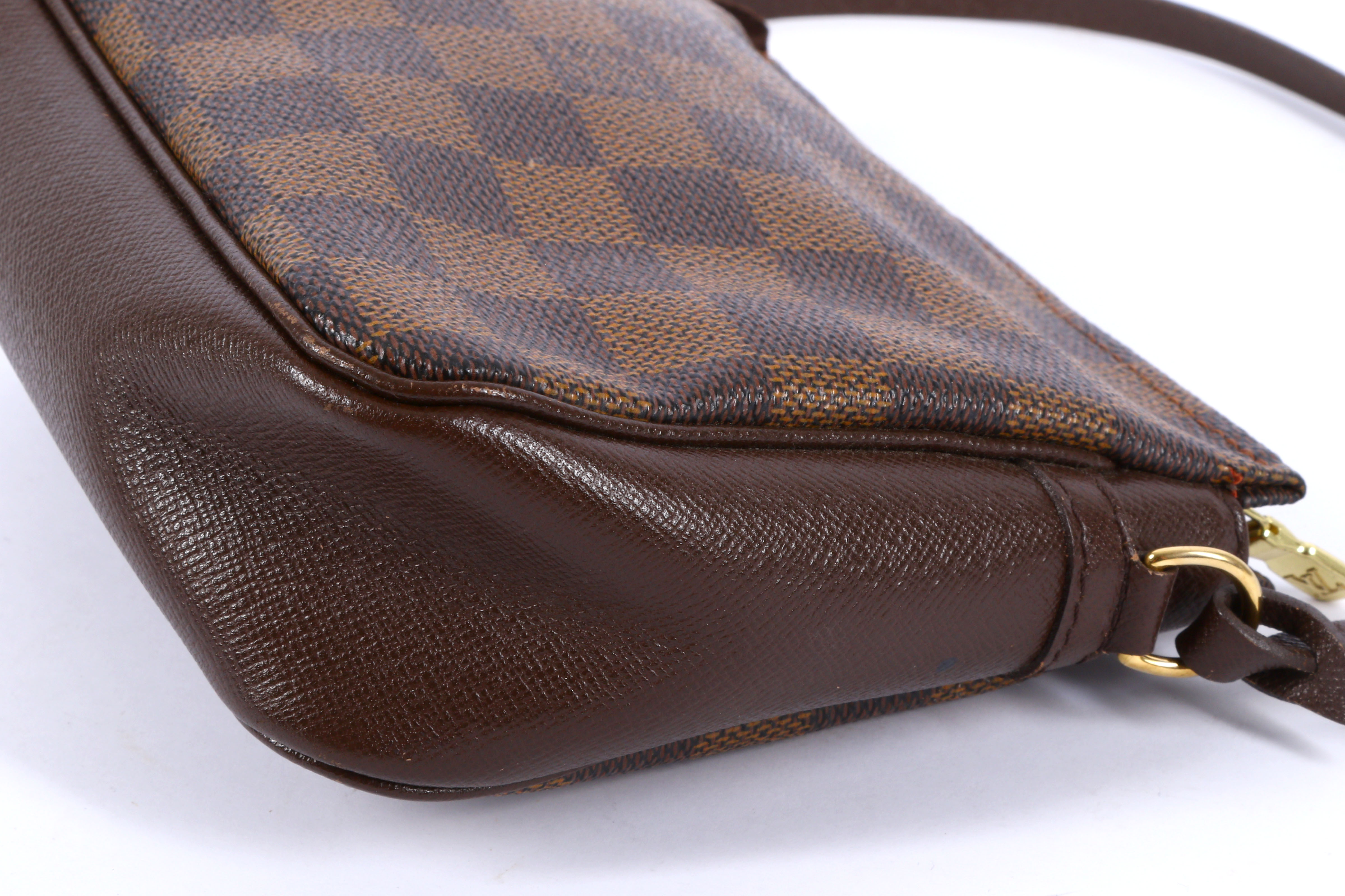 Louis Vuitton 2005 Damier Ebene Illovo