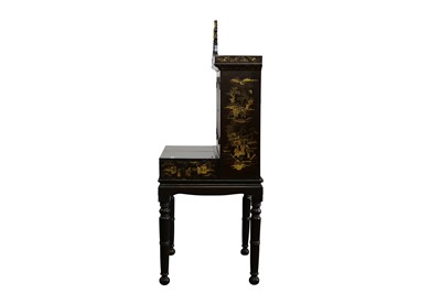Lot 163 - A CHINESE LACQUER WOOD DRESSING TABLE.