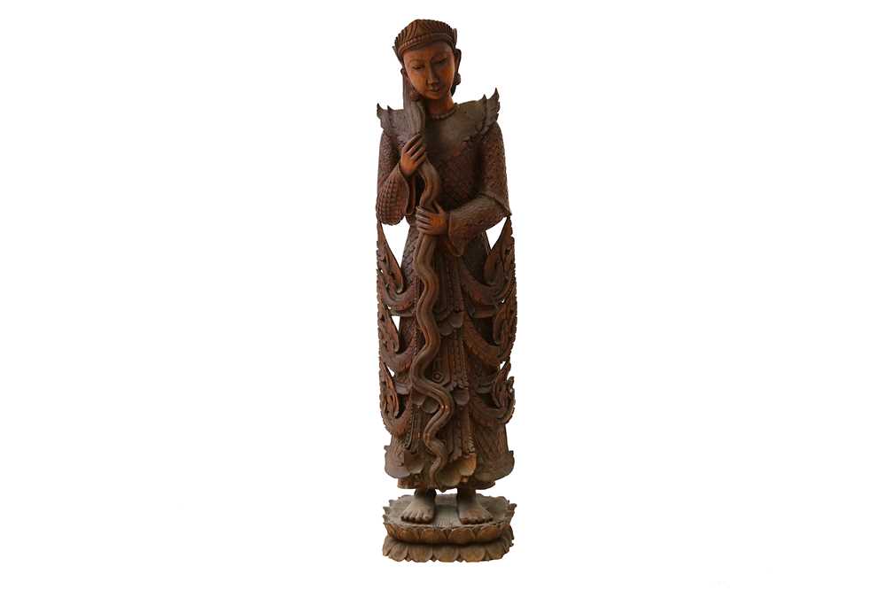 Lot 501 - An early 20th Century Burmese carved figure