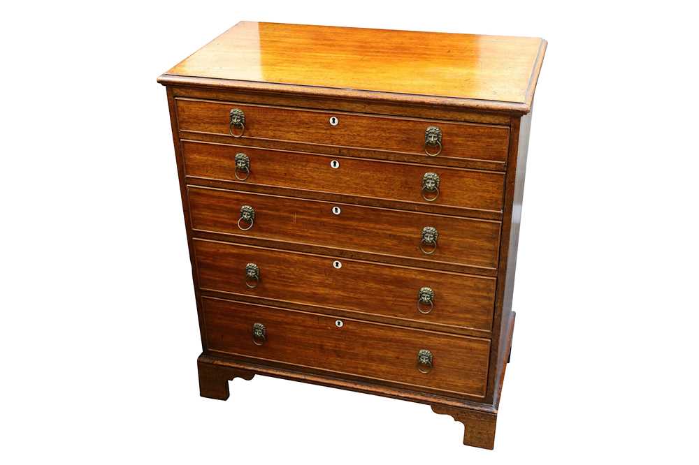 Lot 156 - An Antique Mahogany Chest Of Drawers