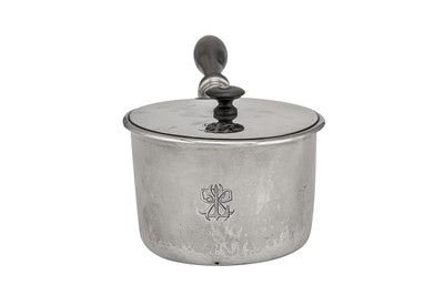 Lot 57 - An early 19th century French 950 standard silver saucepan, Paris 1812-19 by Pierre-Marie Devilleclair (reg. 1812/13 until 29th Dec 1824)