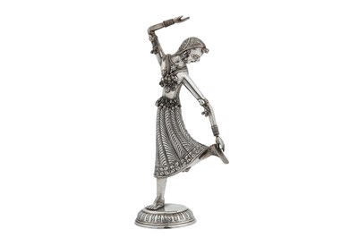 Lot 351A - AN ANGLO-INDIAN UNMARKED SILVER FIGURAL TABLE ORNAMENT