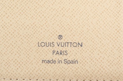 Lot 8 - Louis Vuitton Damier Azur Agenda Cover