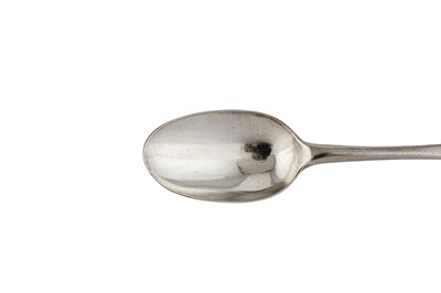 Lot 250 - A Queen Anne Britannia standard silver table spoon, London 1702 by Henry Greene (reg. 31st August 1700)