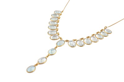 Lot 20 - An aquamarine pendant necklace