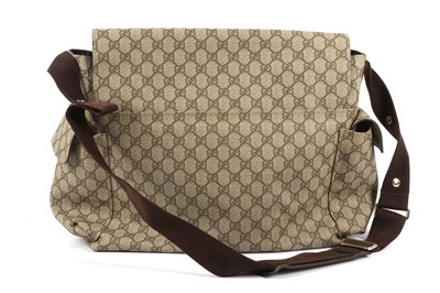 Lot 118 - Gucci Beige Supreme Messenger