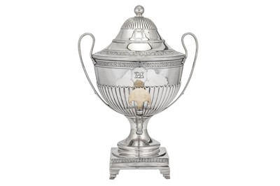 Lot 315 - A George III sterling silver coffee urn, London 1789 by Andrew Fogelberg & Stephen Gilbert (reg. July 1780)