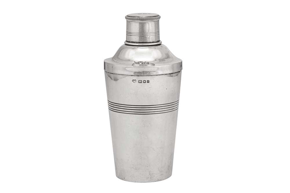 Lot 339 - A George V Art Deco sterling silver cocktail shaker, London 1925 by Goldsmiths and Company