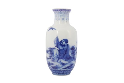 Lot 270 - A CHINESE BLUE AND WHITE VASE.