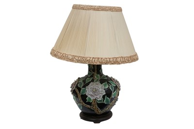 Lot 407 - A large 20th century Chinese enameled table lamp with over sized shade