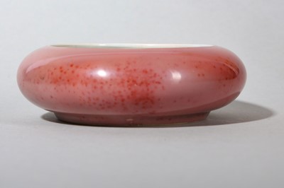 Lot 138 - A CHINESE PEACH-BLOOM GLAZED WASHER.