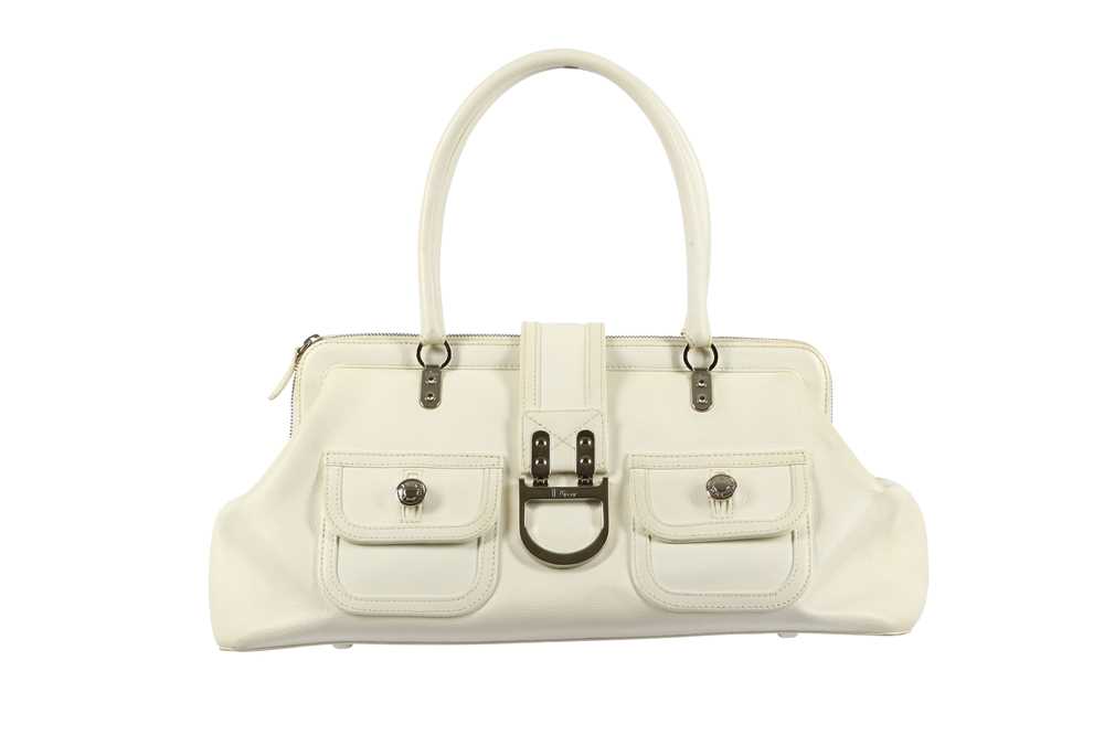 Lot 150 - Dior White Rectangular Tote