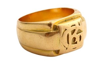 Lot 12 - A signet ring