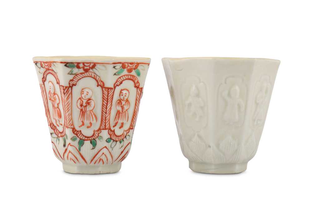 Lot 33 - A PAIR OF CHINESE BLANC-DE-CHINE OCTAGONAL CUPS.