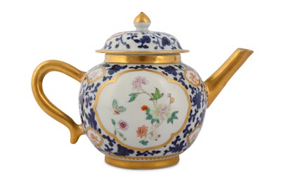 Lot 909 - A CHINESE FAMILLE ROSE TEAPOT AND COVER.