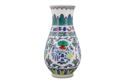 Lot 546 - A CHINESE DOUCAI 'LOTUS' VASE.