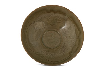 Lot 484 - A CHINESE YAOZHOU BOWL.