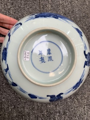 Lot 12 - A CHINESE BLUE AND WHITE 'WARRIORS' BOWL.