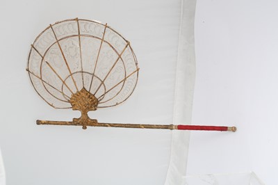 Lot 326 - AN INDIAN MICA AND GILT WOOD FAN
