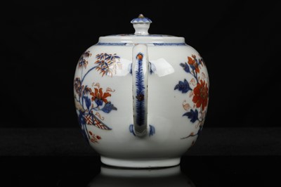 Lot 324 - A CHINESE IMARI TEAPOT AND COVER. Qing, 18th...