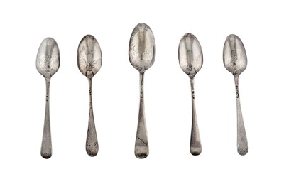 Lot 838 - A SELECTION OF GEORGE III STERLING SILVER PICTURE BACK TEASPOONS