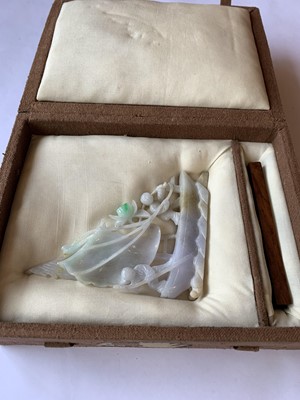 Lot 511 - A CHINESE JADEITE ‘RAFT’ CARVING.