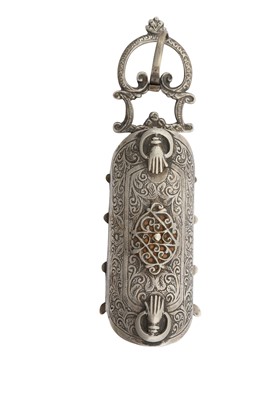 Lot 240 - AN ENGRAVED SILVER DOOR FITTING