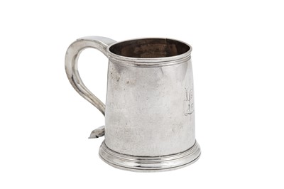 Lot 465 - A George I sterling silver third-quart mug, London 1726 by William Darker (reg. 12th Aug 1720)