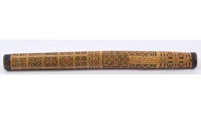 Lot 160 - A CYLINDRICAL PEN CASE