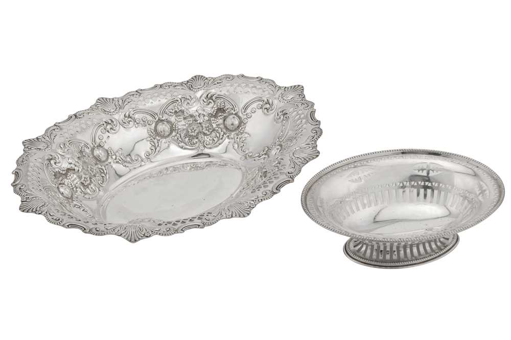 Lot 326 - A Victorian sterling silver bread basket or fruit bowl, London 1900 by Kemp Brothers of Bristol