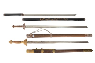 Lot 862 - SIX CHINESE SWORDS.