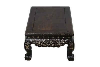 Lot 161 - A CHINESE MOTHER OF PEARL-INLAID LOW TABLE.