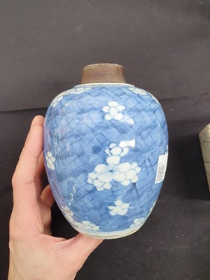 Lot 2 - A CHINESE BLUE AND WHITE 'PRUNUS' JAR.