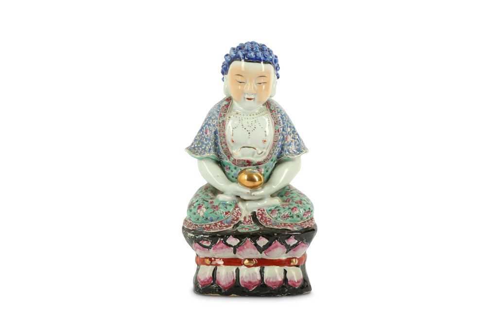 Lot 50 - A CHINESE FAMILLE ROSE FIGURE OF A BUDDHA.