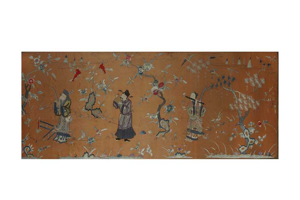 Lot 147 - A CHINESE PEACH-GROUND EMBROIDERED SILK 'IMMORTALS' PANEL.