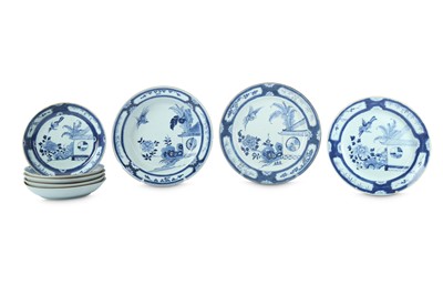 Lot 866 - A SET OF EIGHT CHINESE BLUE AND WHITE 'BIRDS ON A VERANDA' DISHES.