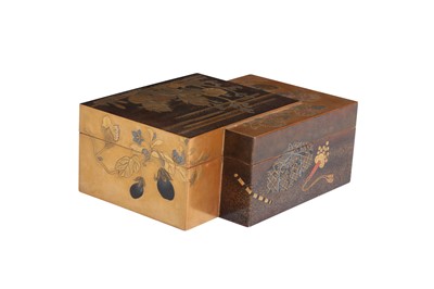 Lot 1039 - A JAPANESE LACQUER BOX AND COVER (KOBAKO).