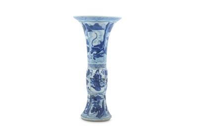 Lot 351 - A CHINESE BLUE AND WHITE VASE, GU.