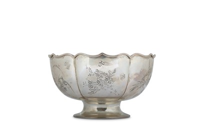 Lot 569 - A CHINESE SILVER 'BIRDS AND FLOWERS' BOWL.