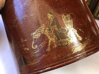 Lot 325 - A CHINESE CINNABAR LACQUER COSMETIC BOX AND COVER.