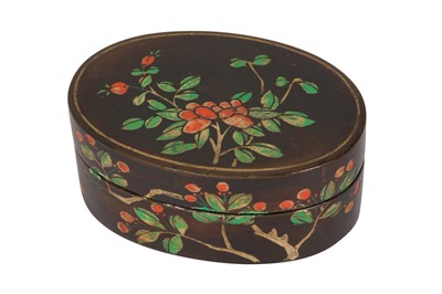 Lot 691 - A CHINESE COROMANDEL LACQUER OVAL BOX AND COVER.