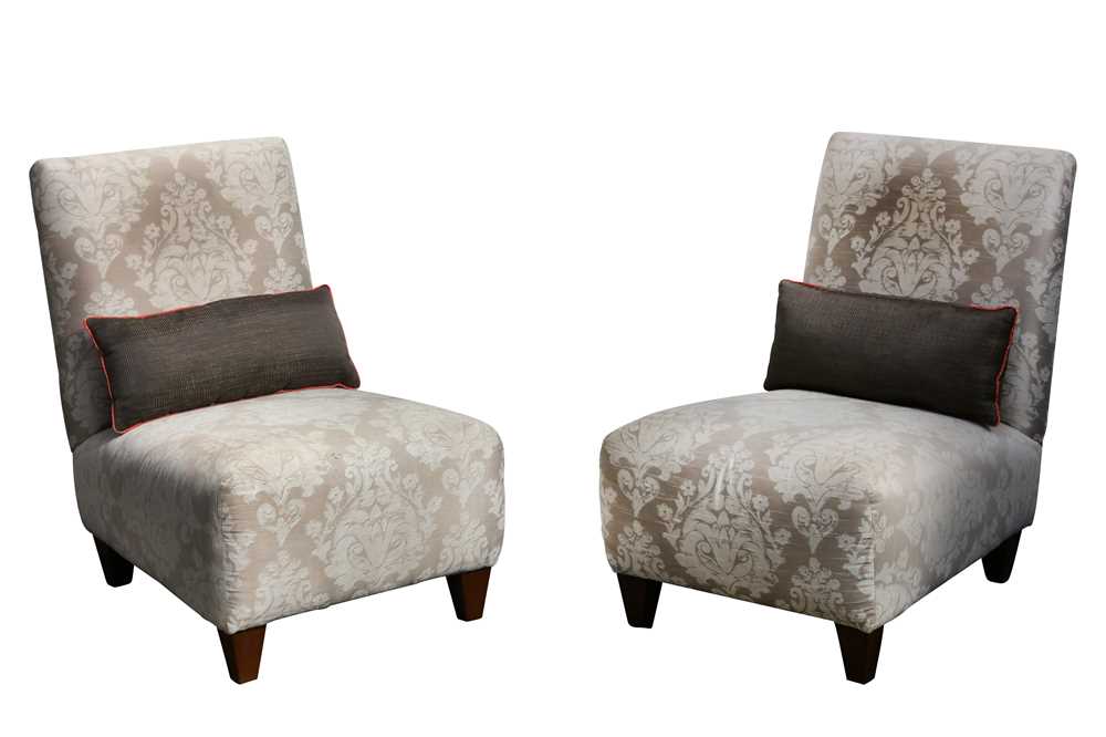 Lot 149 - A pair of occasional or bedroom chairs retailed by Ben Whistler