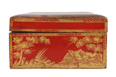 Lot 31 - AN 18TH CENTURY FRENCH RED JAPANNED LACQUER AND GILT BOX