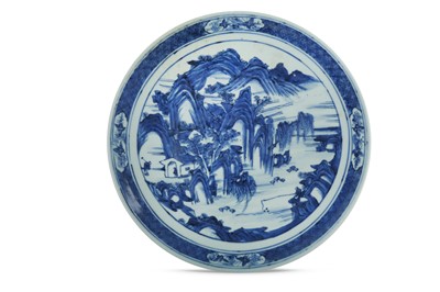Lot 359 - A CHINESE BLUE AND WHITE 'MASTER OF THE ROCK'-STYLE DISH.