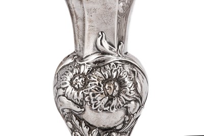 Lot 263 - A Victorian sterling silver vase, London 1895 by Walter Raymond