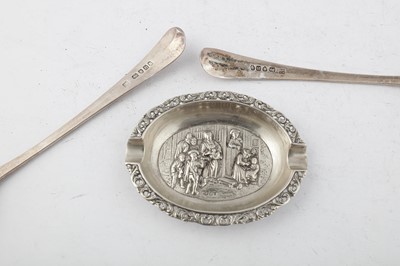 Lot 154 - A mixed group of sterling and 800 standard silver
