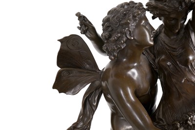 Lot 59 - A LATE 19TH CENTURY FRENCH PATINATED BRONZE FIGURAL GROUP OF CUPID AND PSYCHE, AFTER A MODEL BY MATHURIN MOREAU (FRENCH 1822 – 1912)
